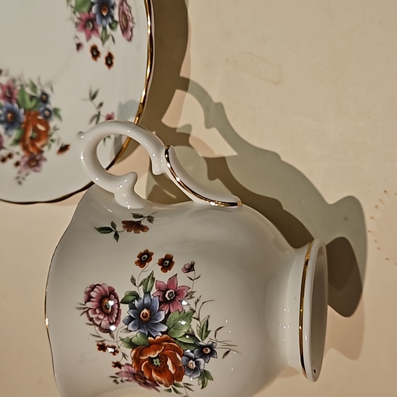 Crown  Stafford Shires tea cup and sauce. - Picture 5 of 9